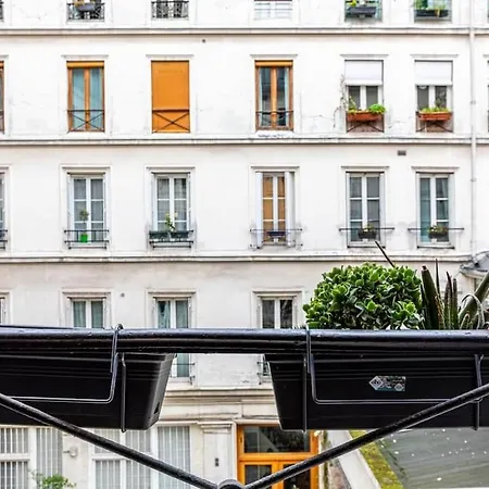 Appartamento Guestready - Cozy Elegance Near Attractions Parigi